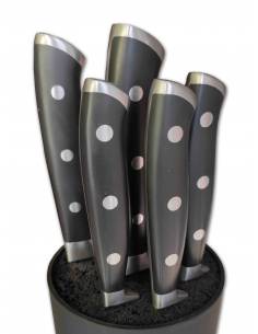 Tacoma con Cuchillos Quttin... 2